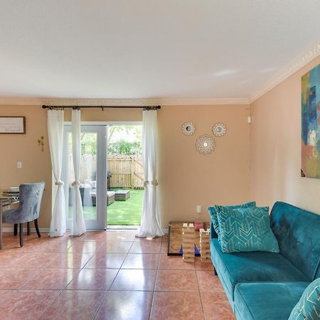 Opa-Locka Townhome, 15 Mi To Miami Beach! Buitenkant foto