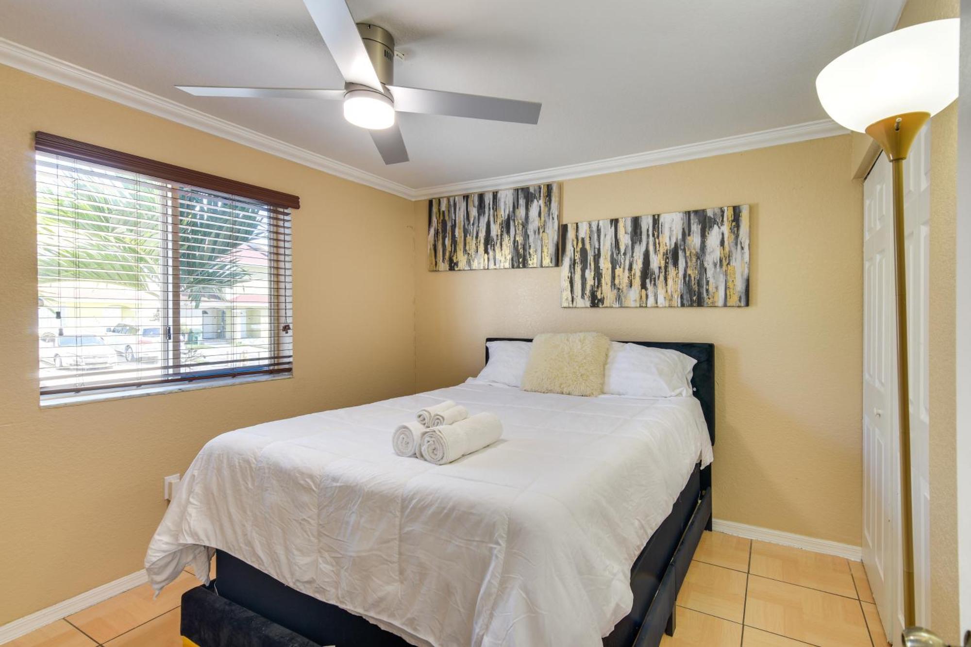 Opa-Locka Townhome, 15 Mi To Miami Beach! Buitenkant foto